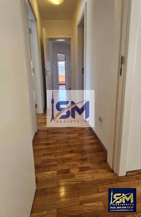 Dedinje , Kuća 220m²,  Dve celine, jedan dom