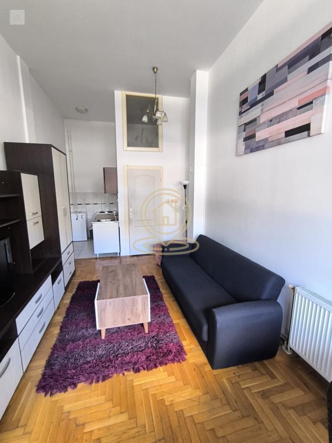 Garsonjera 25 m², Detelinara, Novi Sad