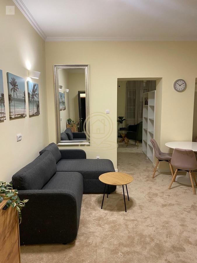 Dvosoban stan 51 m2, Vračar, Krunska, Beograd
