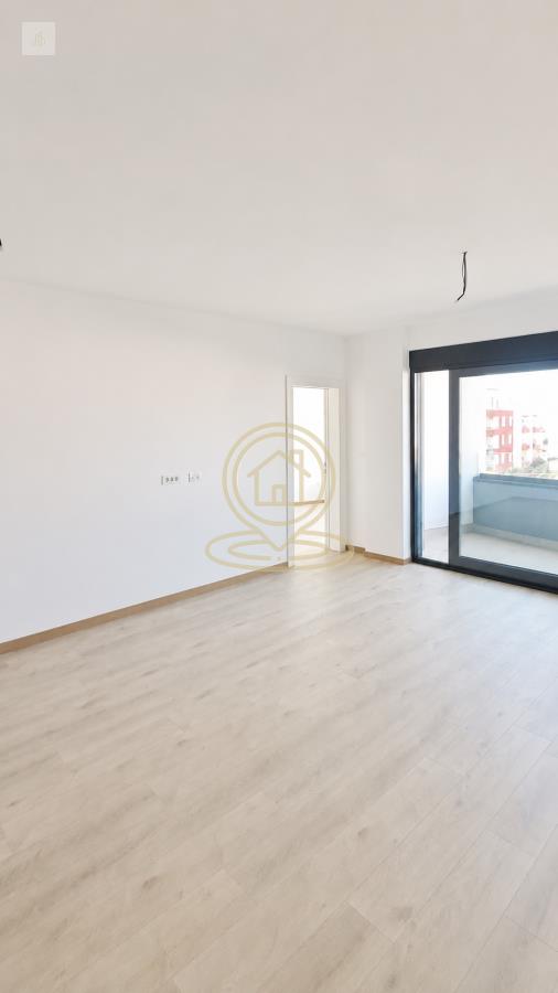Trosoban stan 66 m², Centar, Kragujevac, 6. sprat