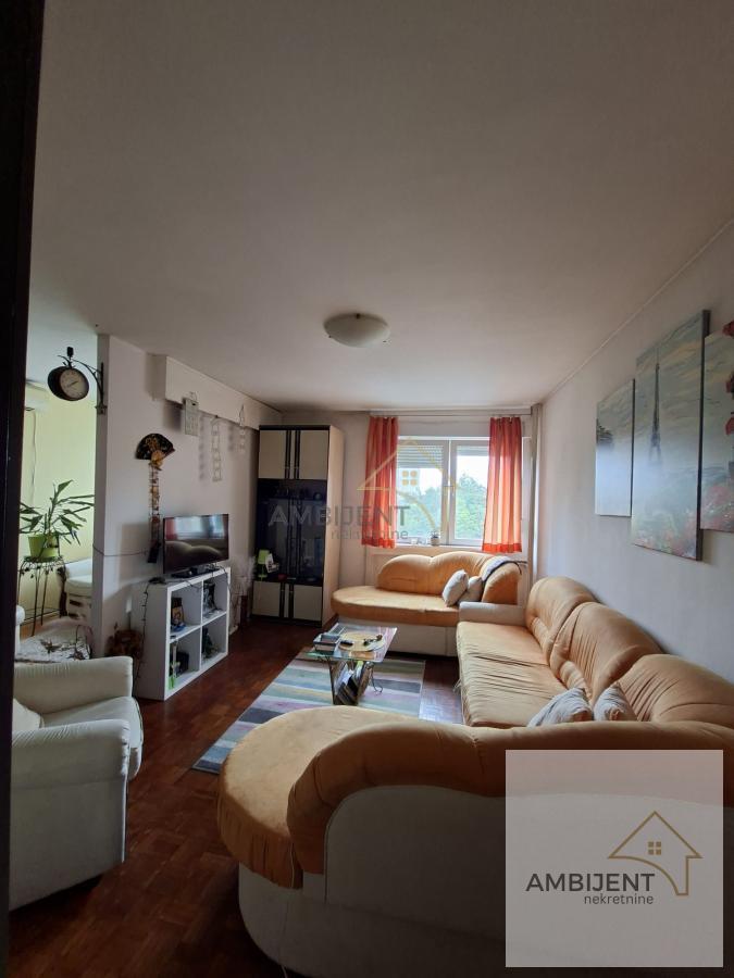 Dvosoban stan na Banjici, Voždovac, 54 m²