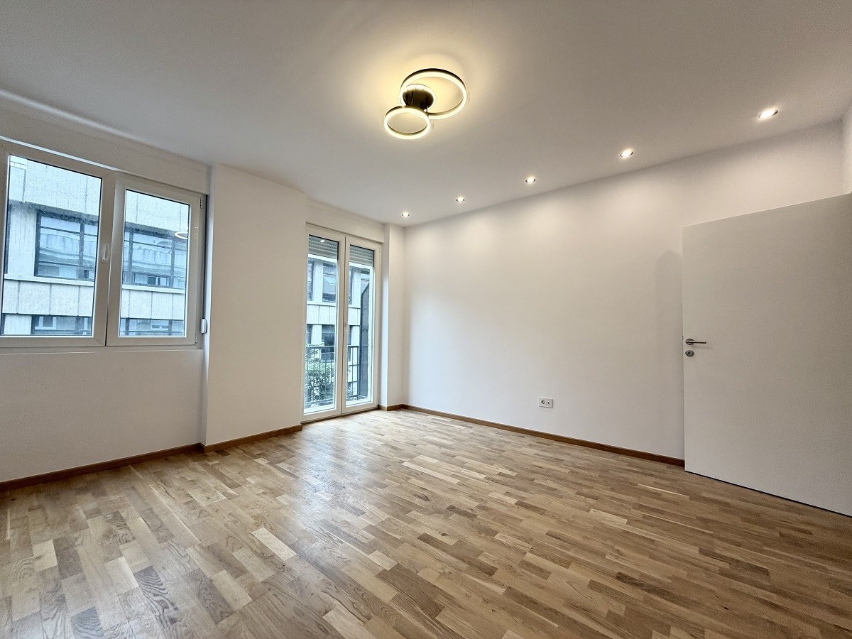 Dvosoban stan kod Palate pravde,Savski venac ,45 m²