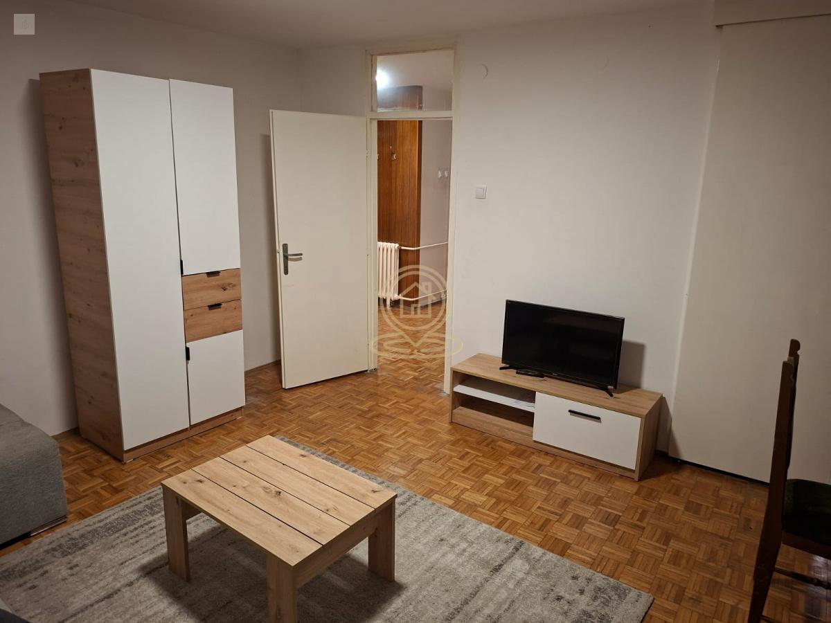 Dvosoban stan, 50 m² + 25m2 TERASE, Liman 4, Novi Sad, prizemlje
