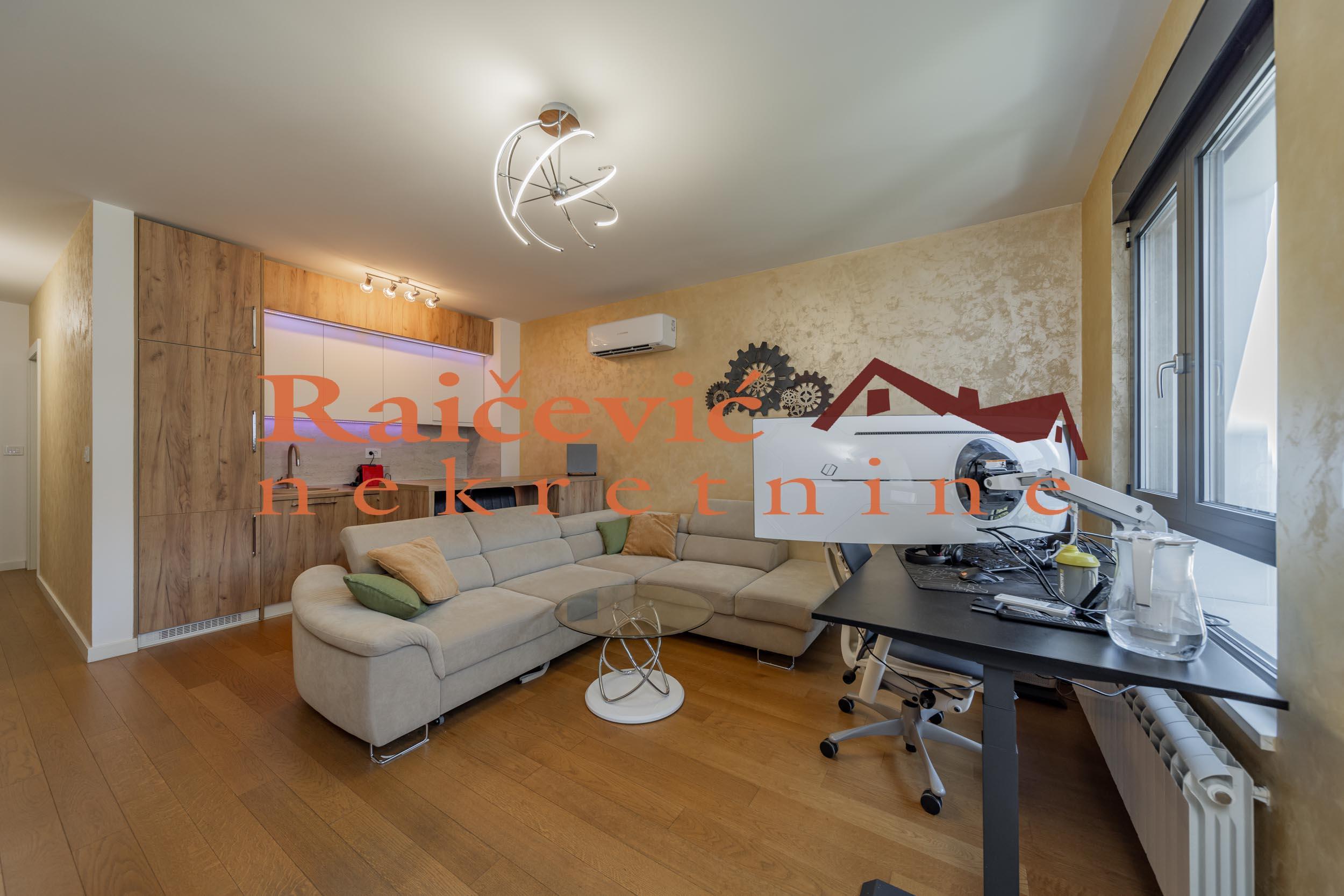 STARI GRAD CENTAR 40m2 , T ,249000e