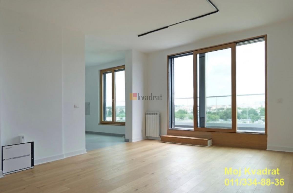 Novi Beograd, Blok 65 - Bulevar heroja sa Košara, 125m2
