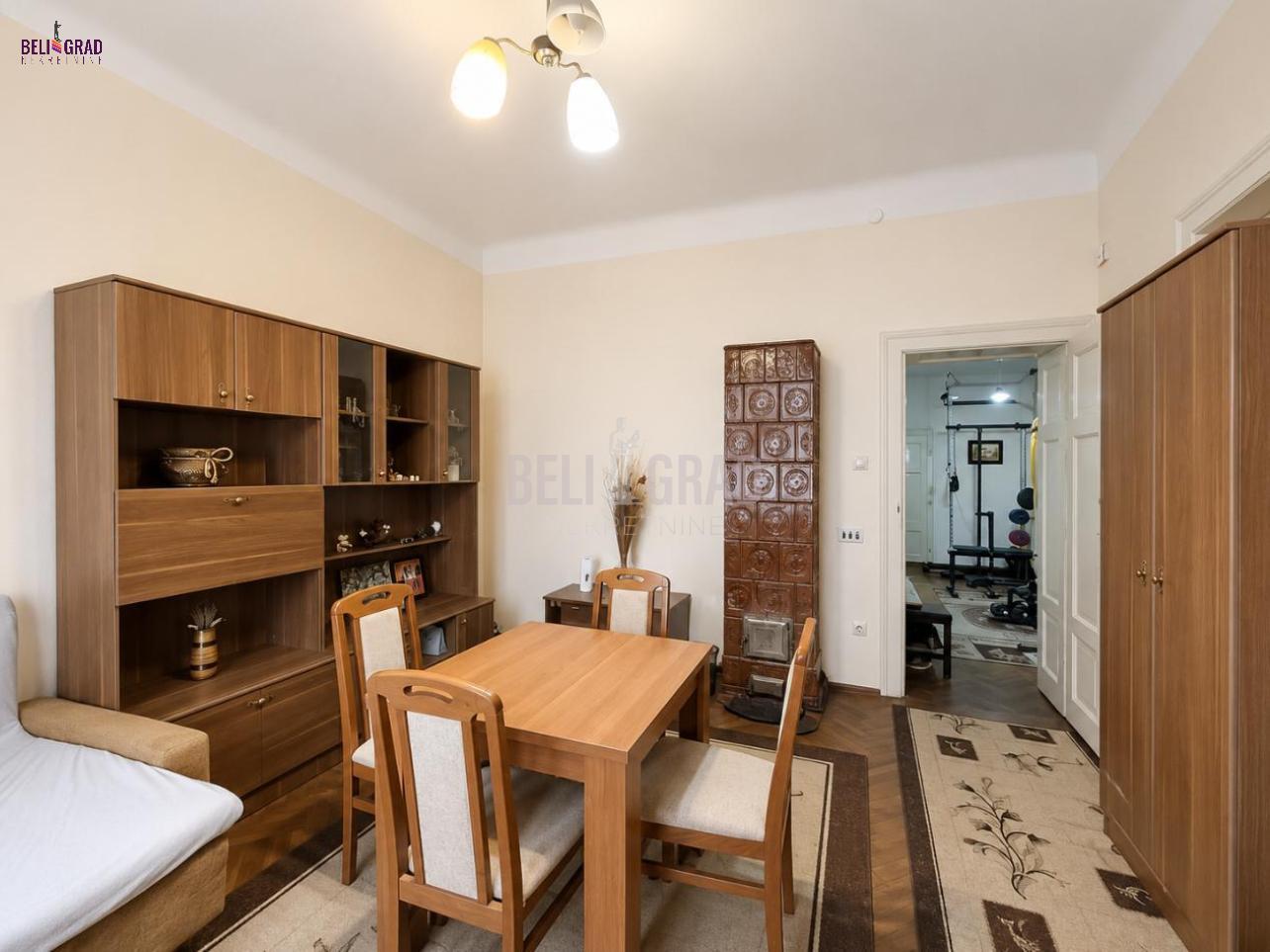 Dvosoban salonski stan, odlična lokacija