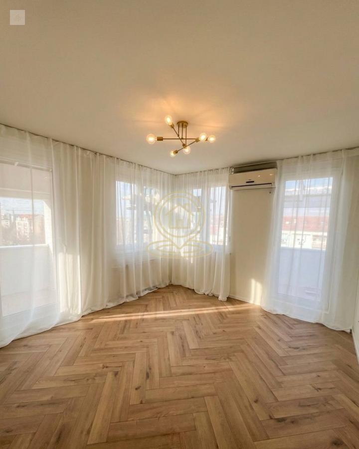 Prodajem dvosoban stan u Novom Sadu, Detelinara - Kornelija Stankovića, 49m², dve terase, lift, parking