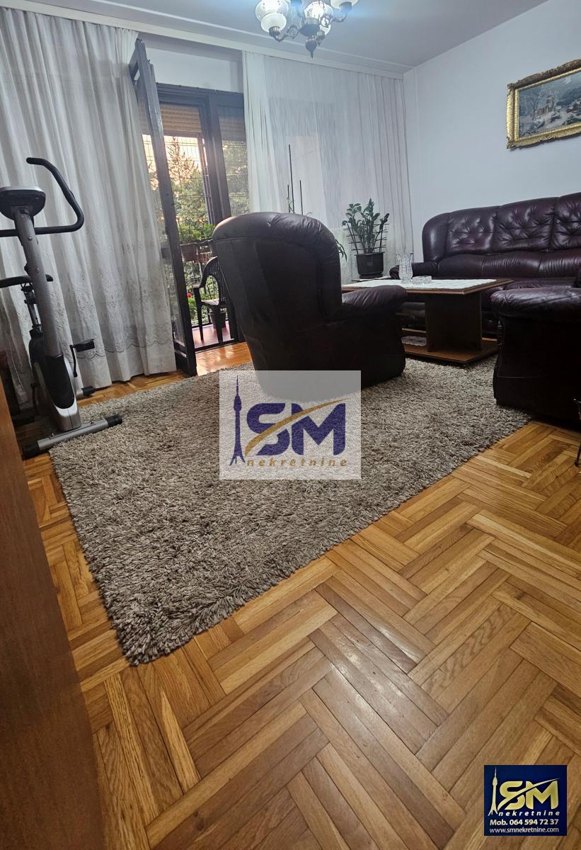 Labudovo brdo, odličan stan 70m2