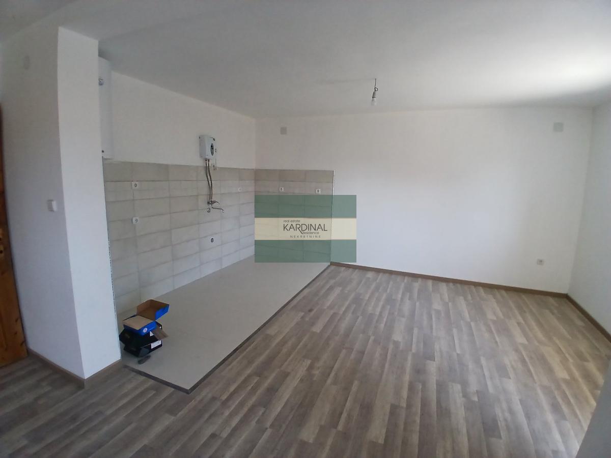 Stan 98 m² na 1. spratu u Solarisu, Jagodina