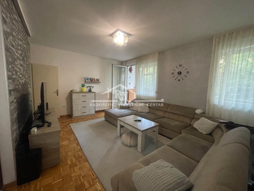 3.0, Borča III, Bratstva i jedinstva, 70m2 ID#1658
