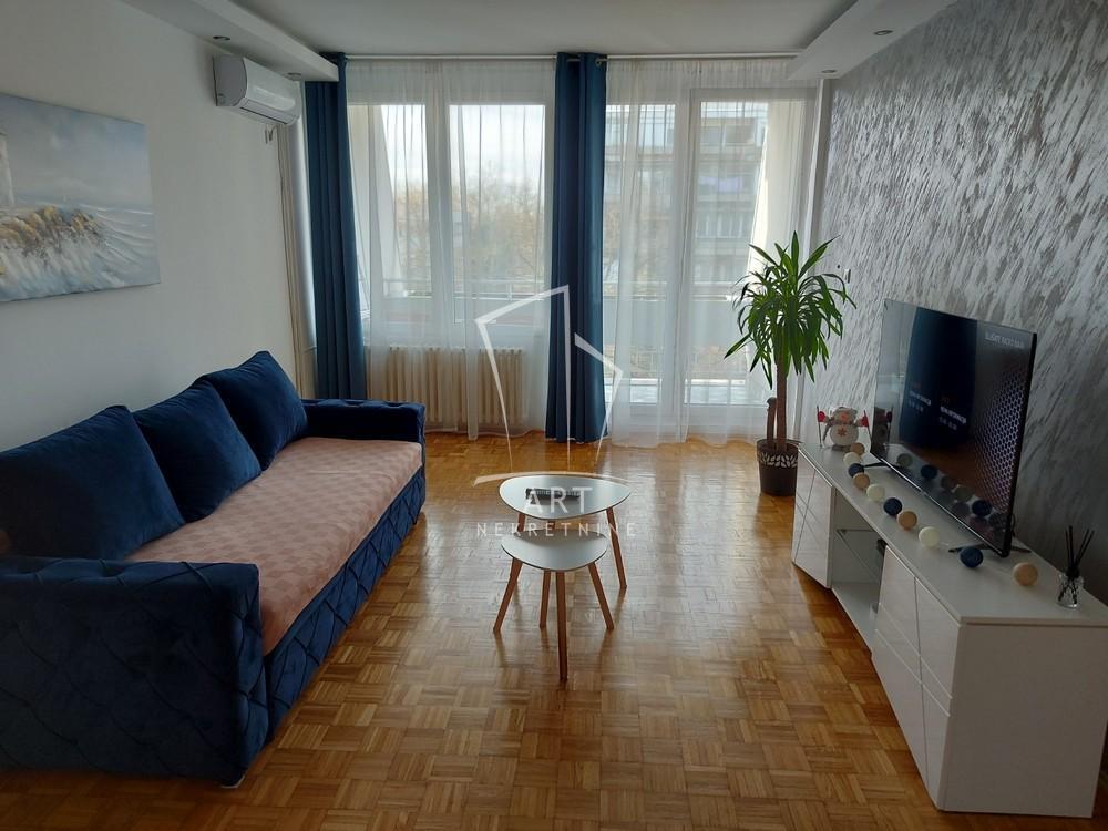 Blok 45 ,renoviran 2.0 stan ID#16002