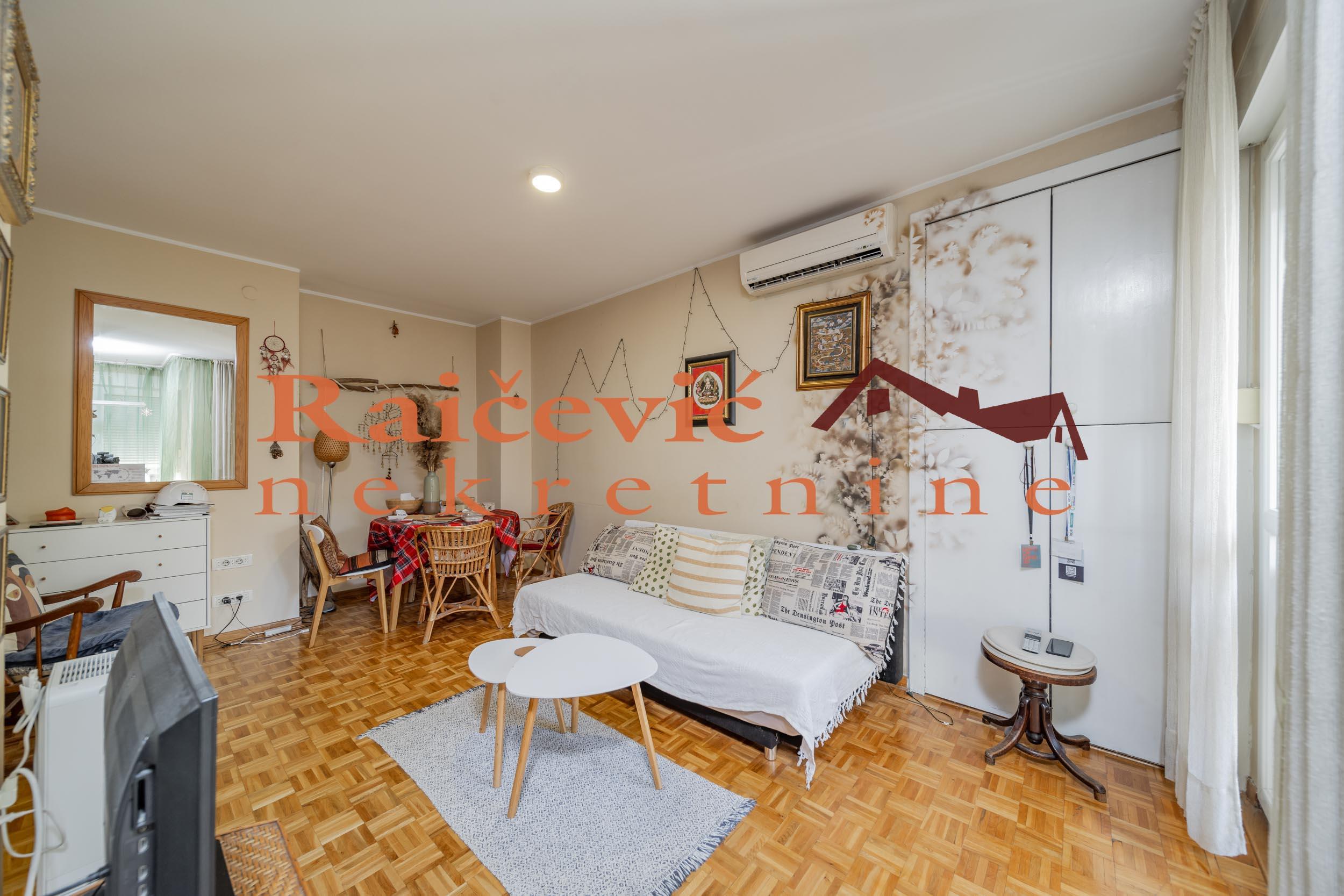 SAVSKI VENAC CENTAR 62m2 , 2T ,260000e
