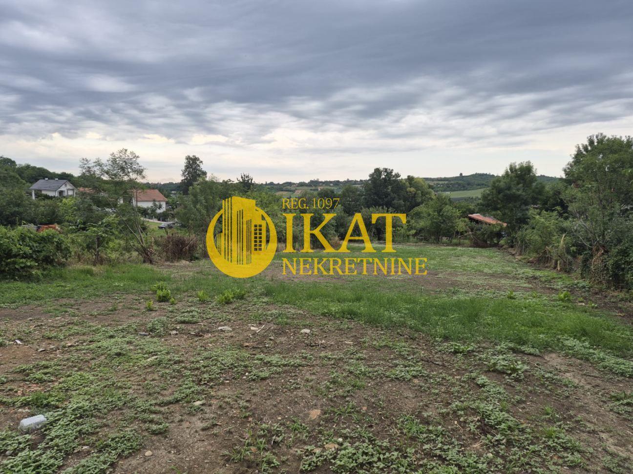 Mladenovac, Plac od 10 ari ID#5336