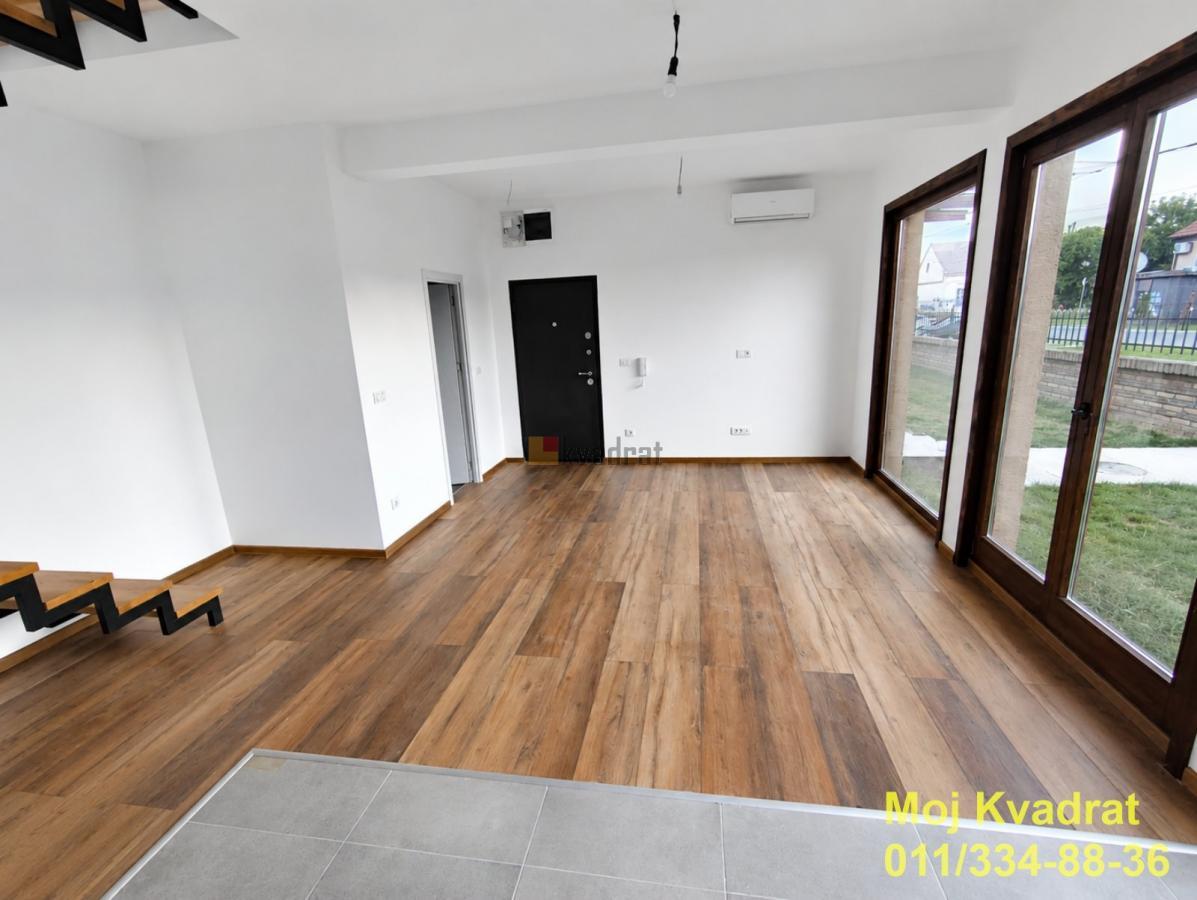 Palilula, Borča - 29. novembra, 86m2 - troetažni stan
