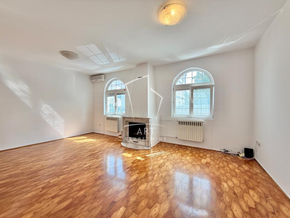 Senjak- kuća- mereno 240m2 ID#16170