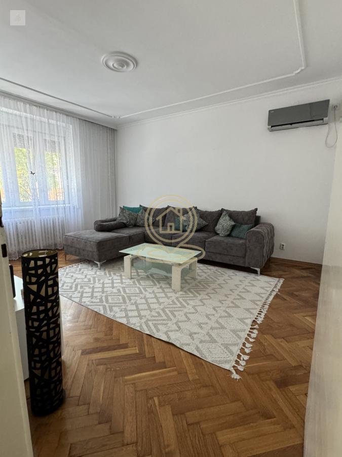 Izuzetna prilika - Stan od 80 m² sa parkingom  pored Dunavskog parka, Centar, Novi Sad,