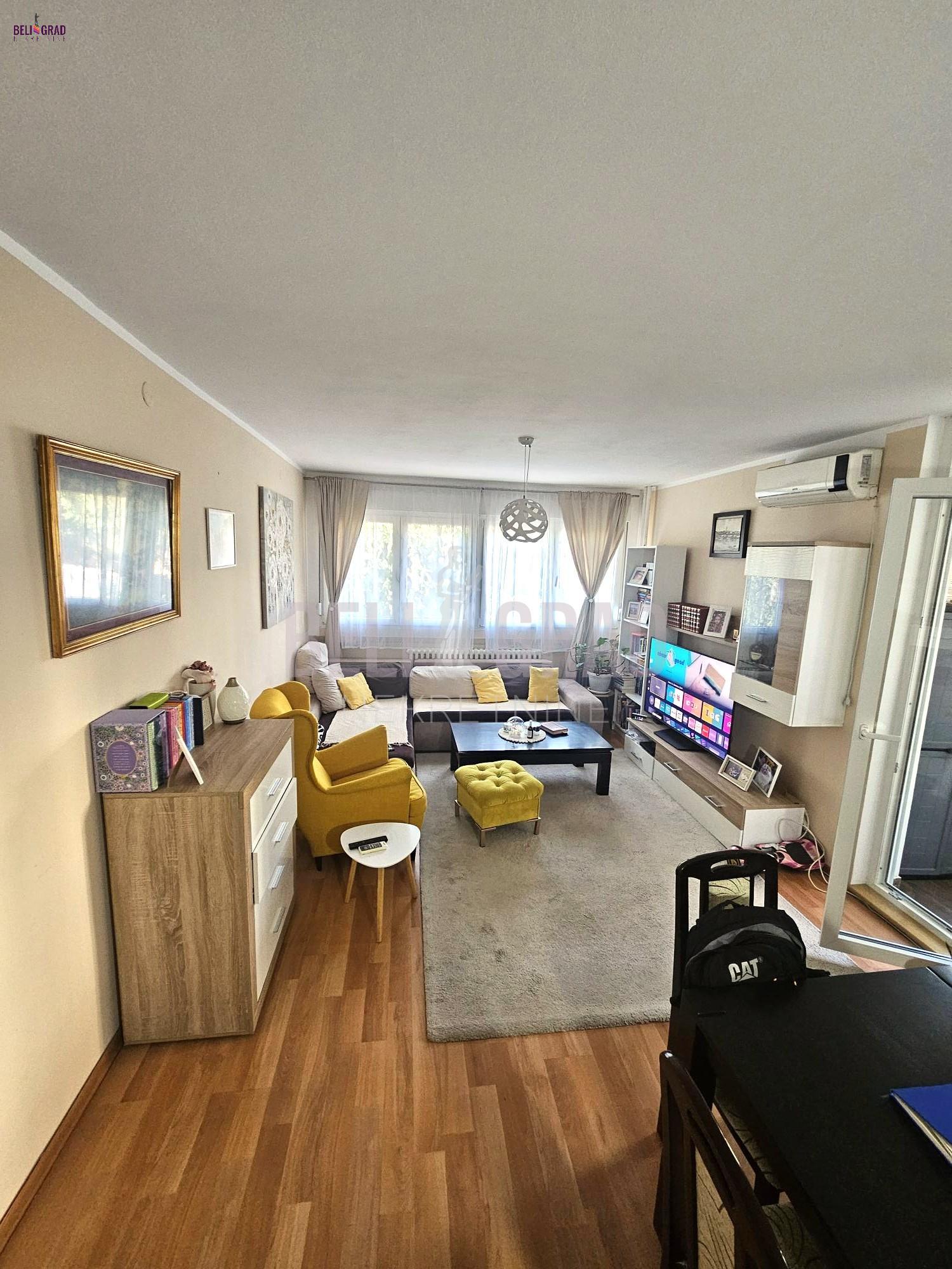 Odlična ponuda-Renoviran 3.0 stan,Labudovo brdo(Uknjižen 62m
