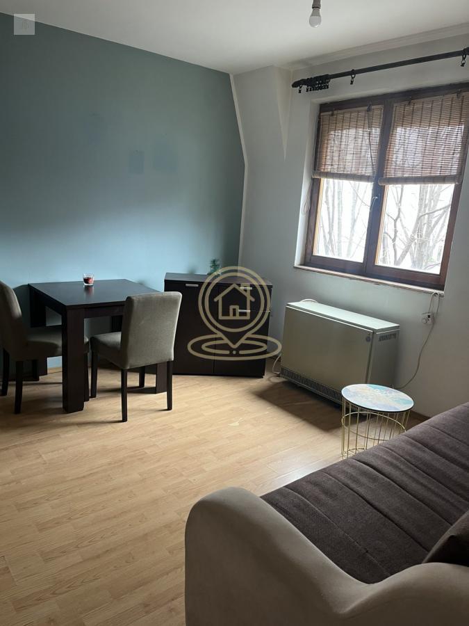 Izdavanje stana 40m2, 250e Bozidara Adzije