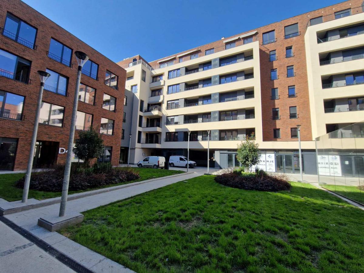 Bežanijska kosa, Kompleks LUX  51, 45m2, prelep stan